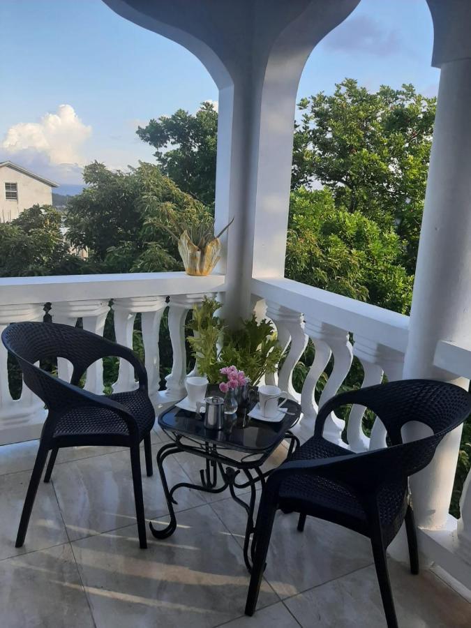 Hill View Vacational Rental Runaway Bay Luaran gambar